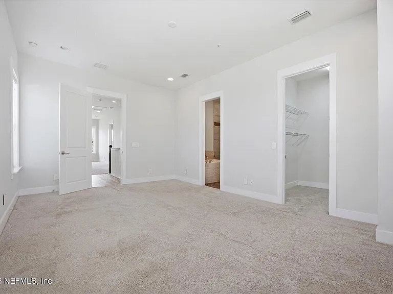 2310 Beach Blvd — Photo 17