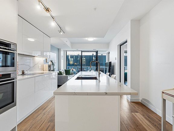 5th image of 1650 Granville St #1406