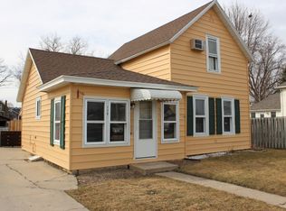 110 N Main St, Pine Island, MN 55963