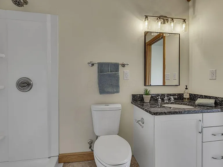 2453 Ryan Rd SE — Photo 38