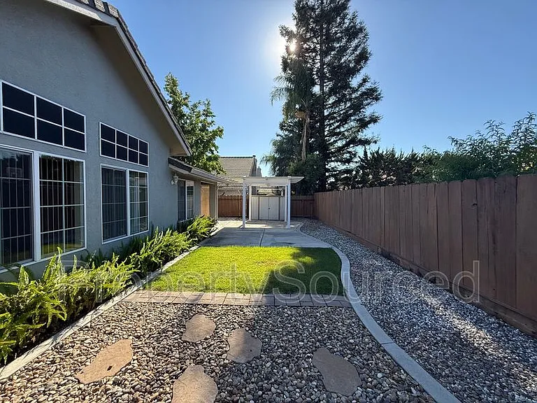 1769 Nehemiah Dr — Photo 53