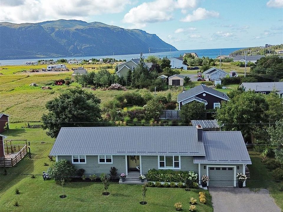 1st image of 10 Budgen's Cove Road