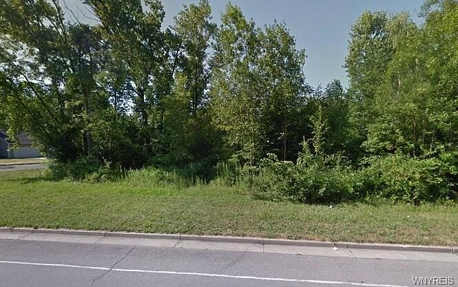 2nd image of 1385 Dodge Rd