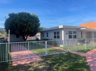 1727 Dewey St #3, Hollywood, FL 33020