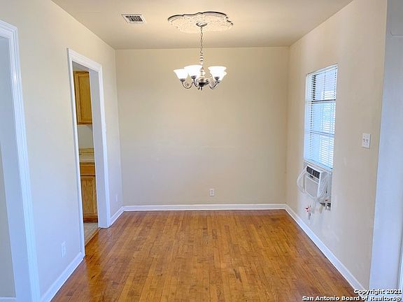 4th image of 3522 W Houston St #A