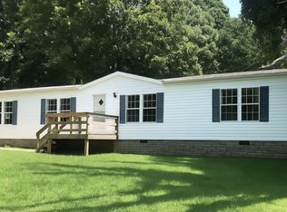 129 Guill Ln, Cottontown, TN 37048