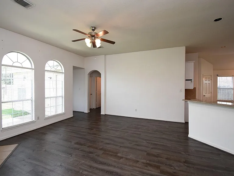 128 Long Canyon Ln — Photo 8
