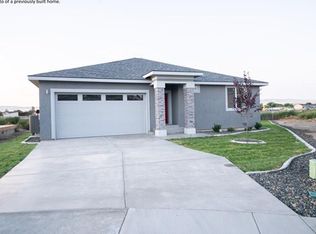 204 Villa Real Dr, Sunnyside, WA