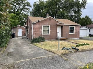 9011 15th Ave SW, Seattle, WA 98106