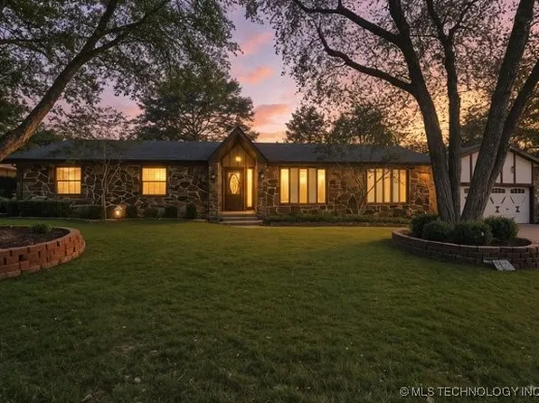 2549 SE Regency Rd, Bartlesville, OK 74006