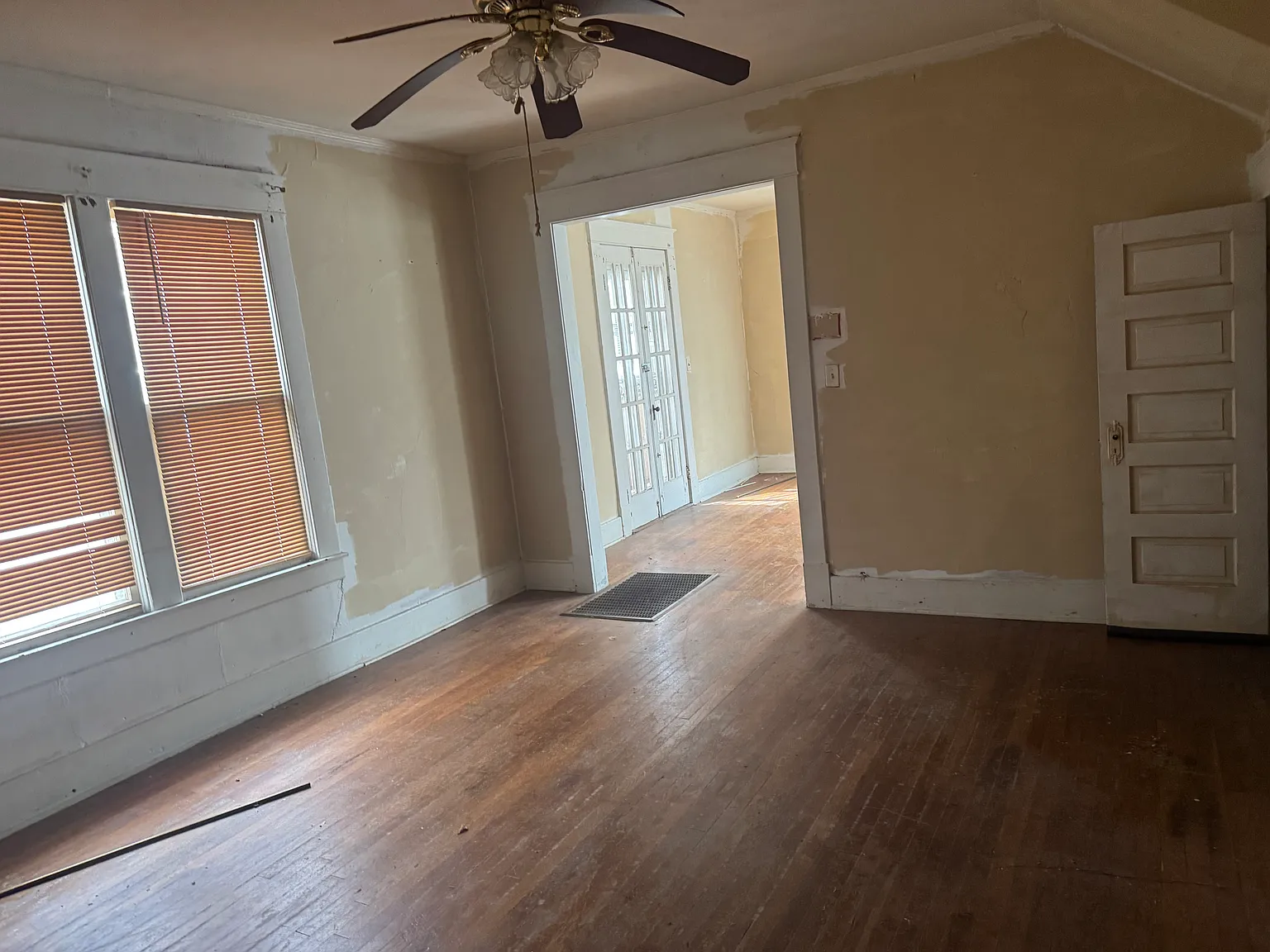 3 bed, 1588 sqft, $1,275 — Photo 3