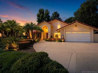 17354 Saint Andrews Dr, Poway, CA 92064