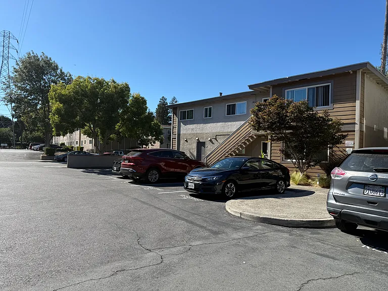 786 Reseda Dr #12 — Photo 16