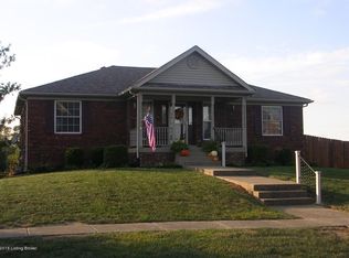 10320 Wooded Hobbs Trl, Fairdale, KY