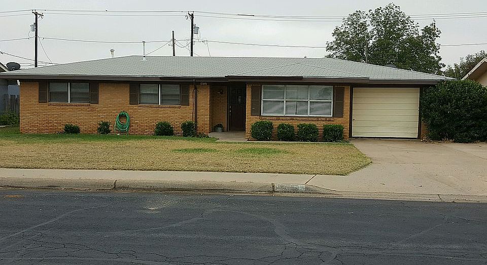 1st image of 4607 Mercedes Dr