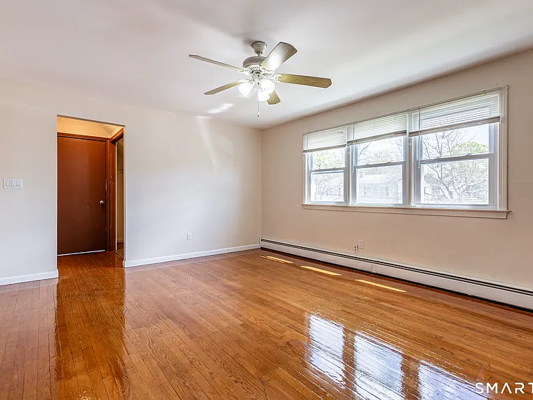 117 Elizabeth Ann Dr — Photo 10