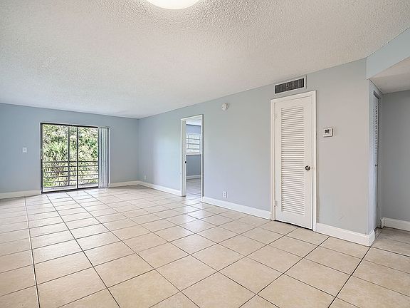 Living Room Space 4 - Viewmax Apartments