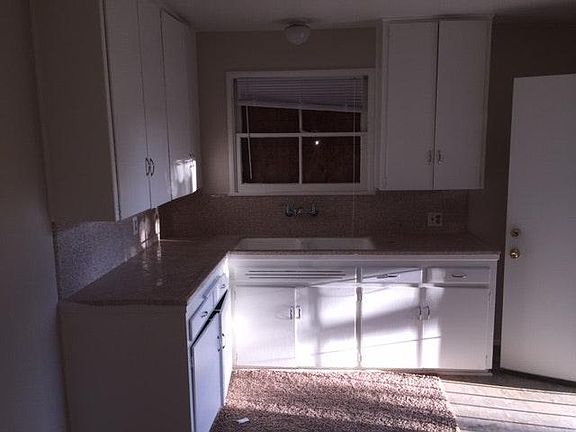5th image of 1356 Windsor Dr