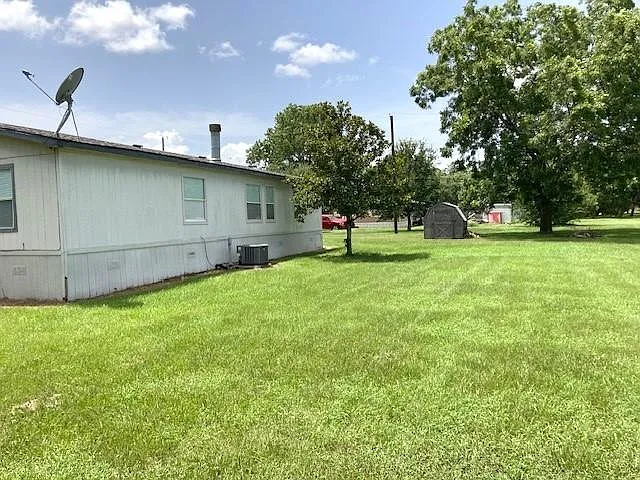 503 S Victoria St — Photo 23