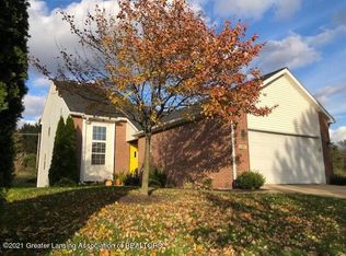 1206 Calumet Cir #28, Dewitt, MI