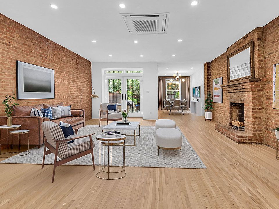 1st image of 121 W 77th St APT 1