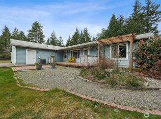10 E Mooreview Lane E, Shelton, WA 98584