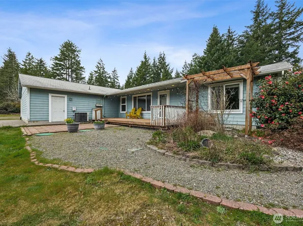 10 E Mooreview Lane E, Shelton, WA 98584