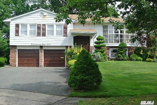 1st image of 9 Country Village Ln