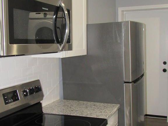 4th image of 708 E 26th St APT 1W