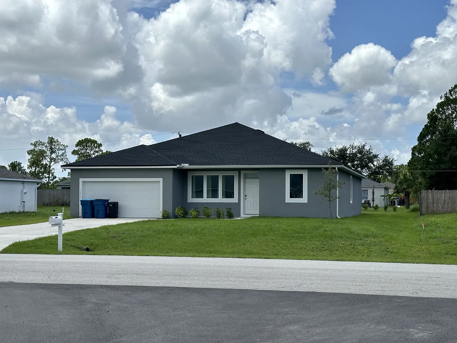 1 bed, 1.0 bath, $1,195 — Photo 1