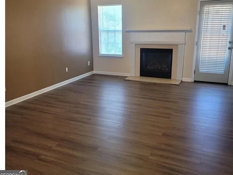 5774 Colonnade Dr — Photo 3