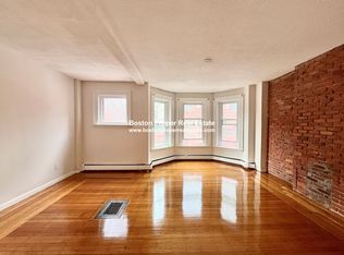 104 Saint Botolph St #34, Boston, MA 02115