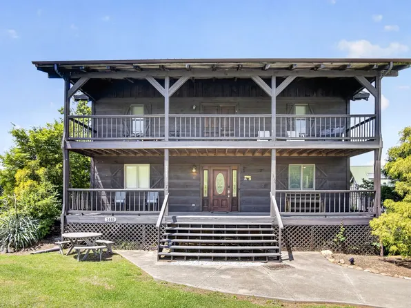 West Allens Bridge Rd Apartments, 2390-2444 W Allens Bridge Rd #10, Greeneville, TN 37743