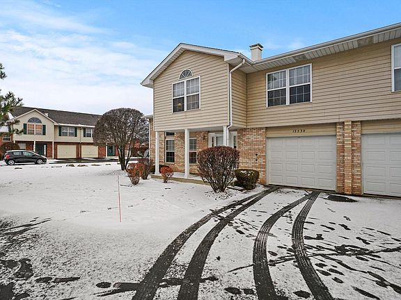 3rd image of 12530 Deer Park Dr