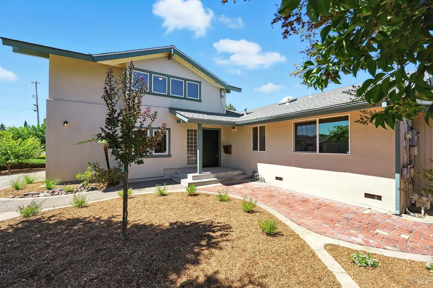 1293 Pacific Avenue photo 1