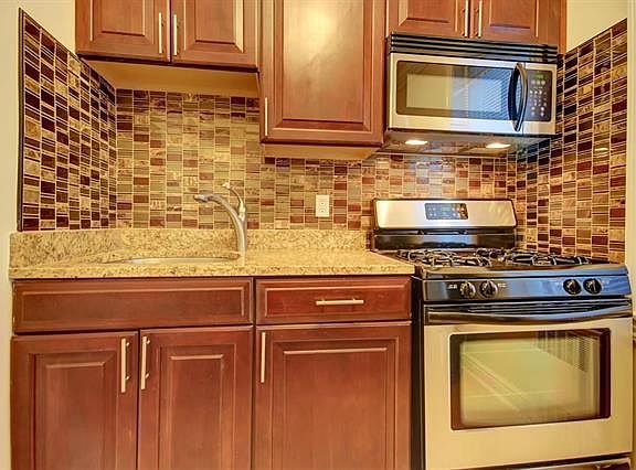 3rd image of 2520 Kennedy Blvd APT 2A