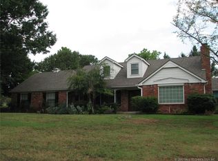 814 N Country Club Rd, Muskogee, OK 74403