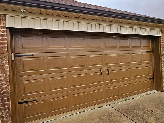 2nd image of 8061 Shae Pierce Dr