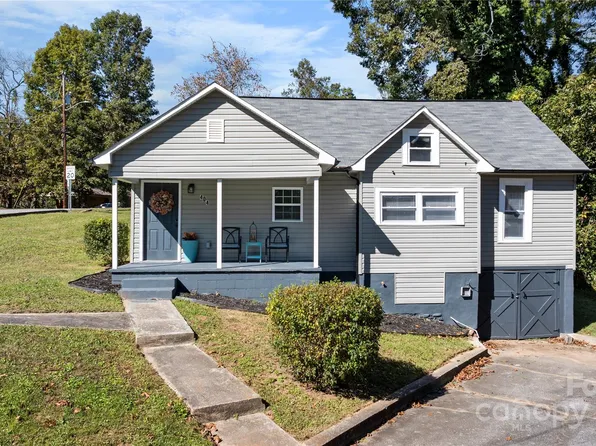 404 Arlington Cir NW, Lenoir, NC 28645