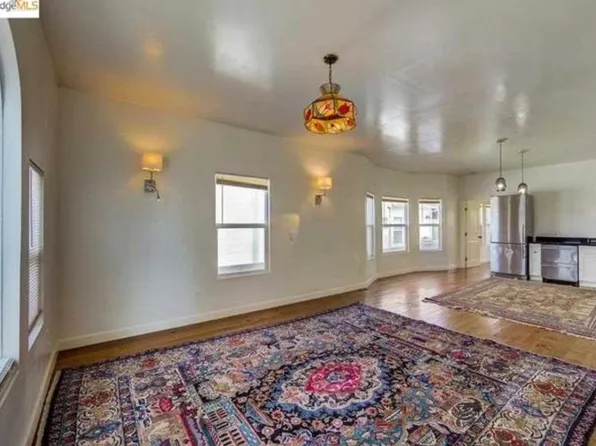 (undisclosed Address), Oakland, CA 94606
