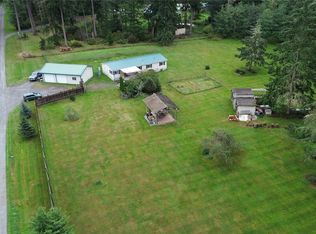 1120 Harmony Rd, Oak Harbor, WA 98277