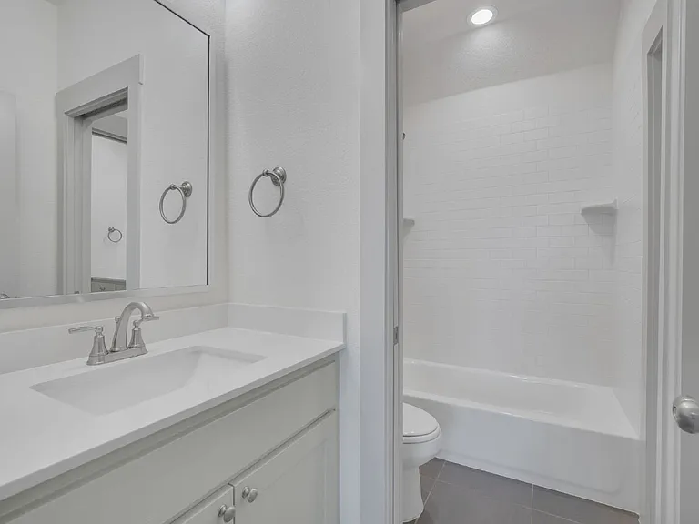 140 Farish Ln — Photo 31