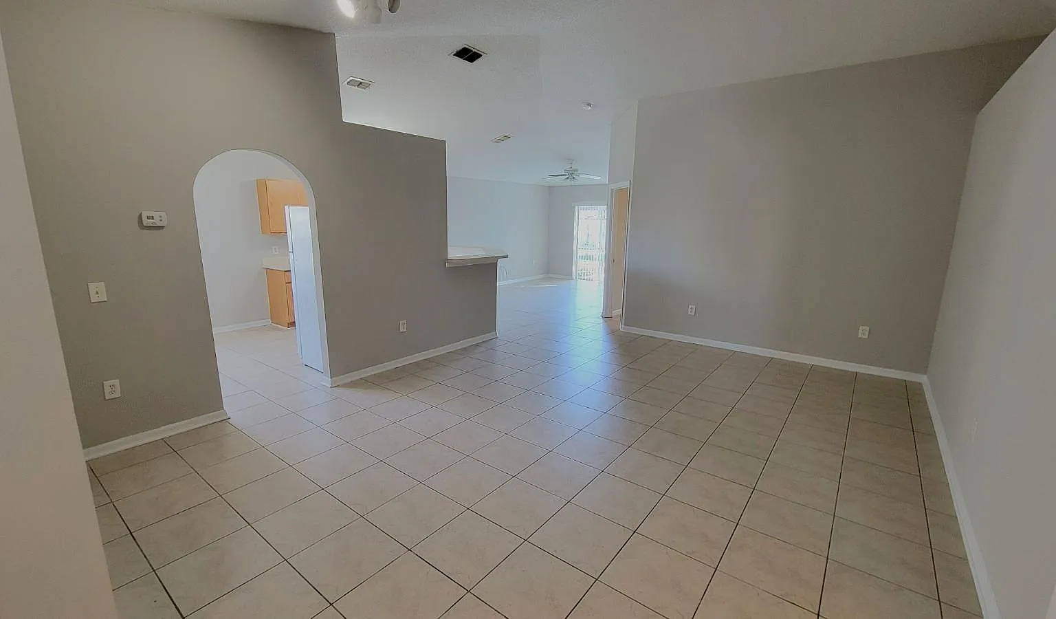 2944 Noah Cir — Photo 2