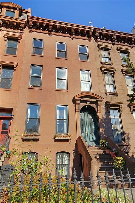 1st image of 171 Park Pl APT 2