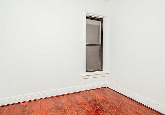 2nd image of 495 Saint Johns Pl #2