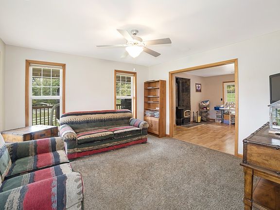 4th image of 14145 Brumby Ln SE