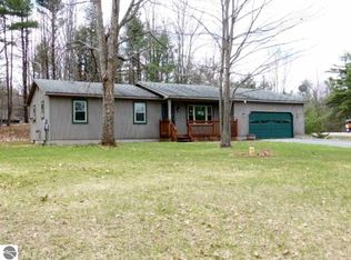 9975 Edgewood Ave, Traverse City, MI 49685