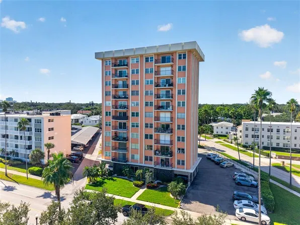 1120 N SHORE DRIVE NE #502, ST PETERSBURG, FL 33701