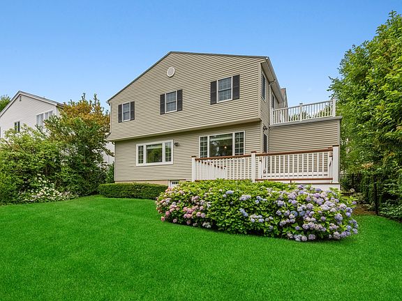 4th image of 34 Byron Pl