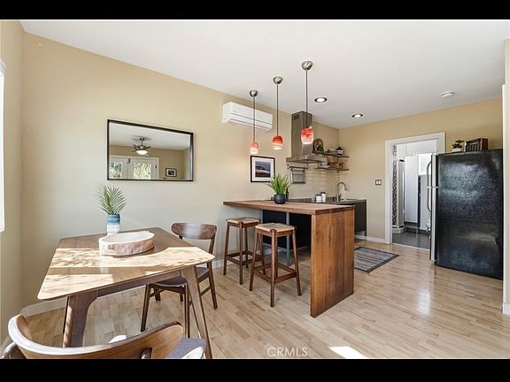 2nd image of 3635 Woodruff Ave #A